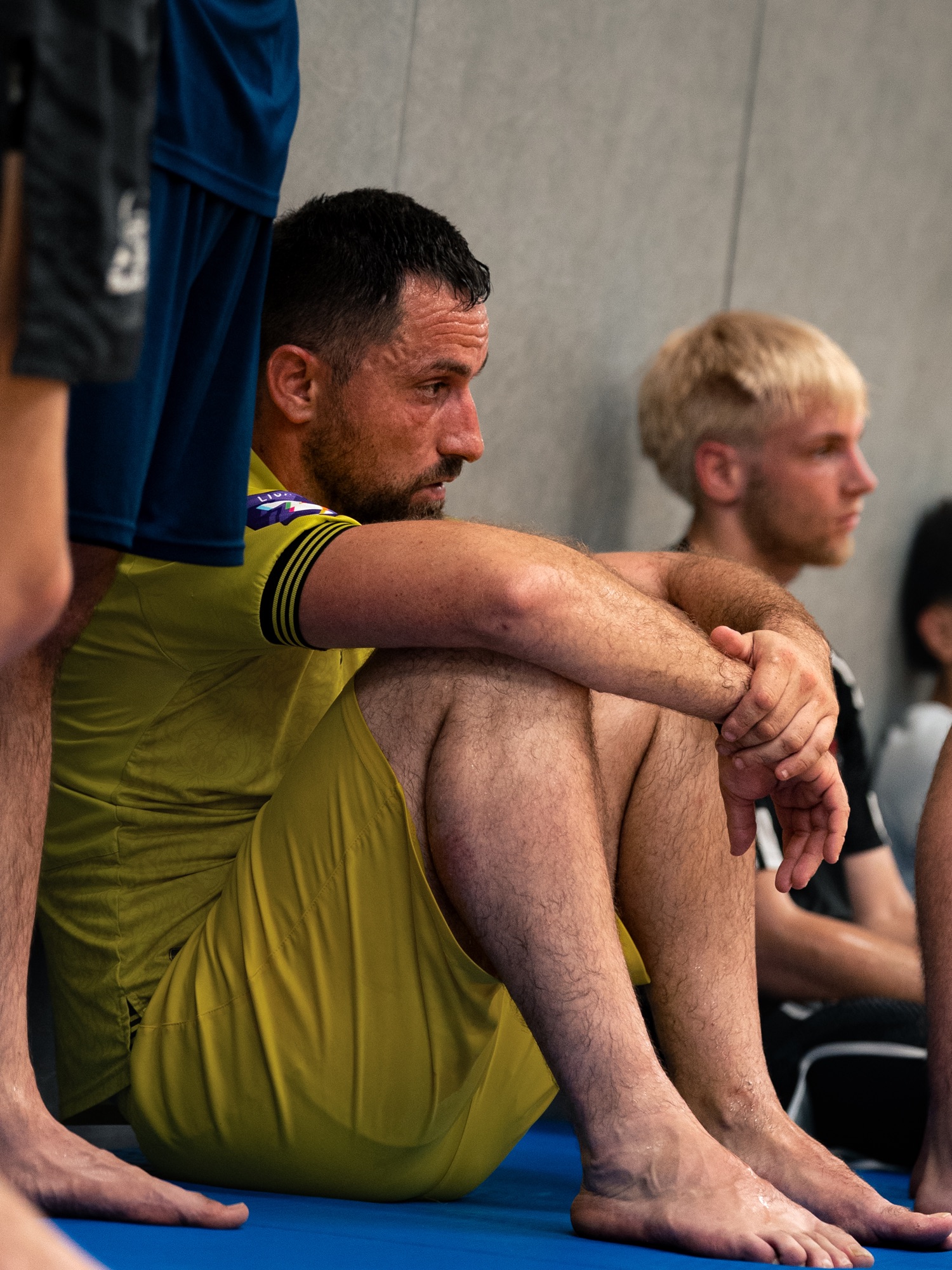 Des membres du club récupèrent entre deux exercices
